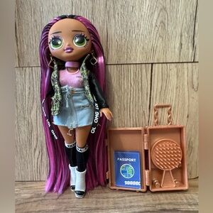 L.O.L. Surprise! OMG World Travel™ City Babe Fashion Doll